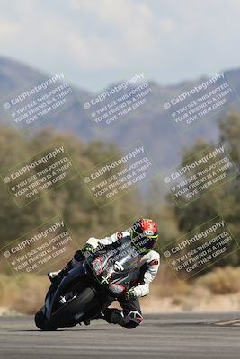 media/Oct-13-2025-Moto Forza (Mon) [[a66d839500]]/2-A Group/Session 4 Turn 7/